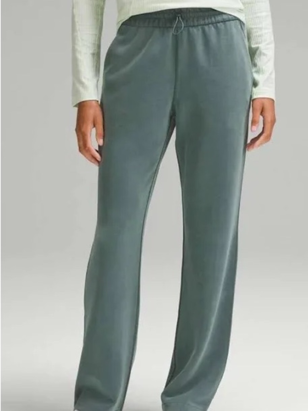 Lululemon Softstreme High-Rise Pants Size 6 Sage Green